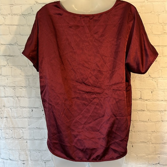 BB Dakota satin feel burgundy blouse - Picture 5 of 7